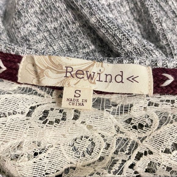 NEW! Small Gray Lace Neckline Long Sleeve Blouse - Picture 4 of 6